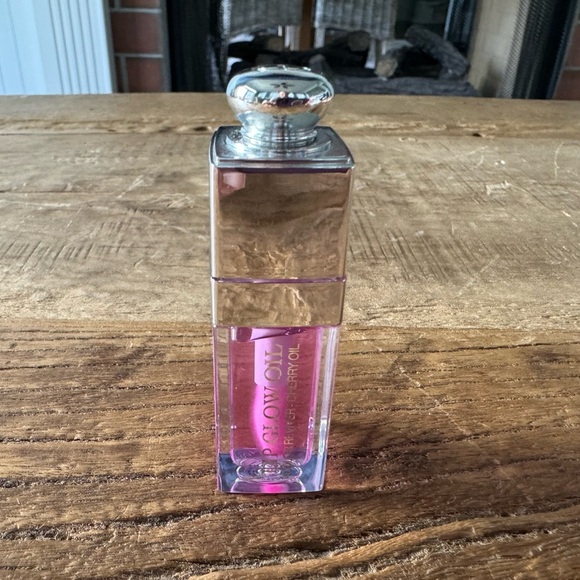 NEW Dior Lip Glow Oil ~ Pink Lilac (063) 🩷💜 - Picture 7 of 10